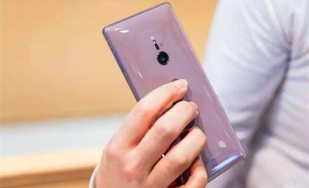 Xperia Z2设计理念巨大变化，索粉：看过难受想哭直言不讳丑爆掉