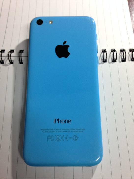 三百块入手iPhone 5c，想不到这款塑胶手机上的长相这般之高！