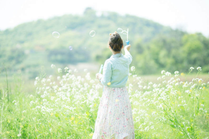 老公，我的錢都是爸媽給的，你弟弟買房的事情我真的幫不上忙