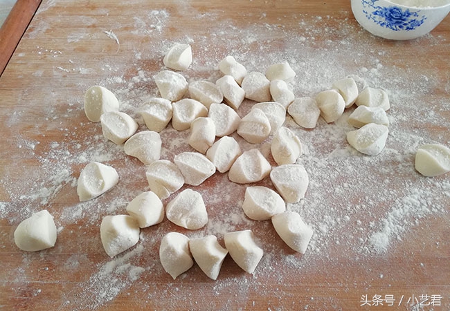 图片[10]-春天来了要吃荠菜饺子 做法简单又美味 试试做给家人吃吧！-起舞食谱网