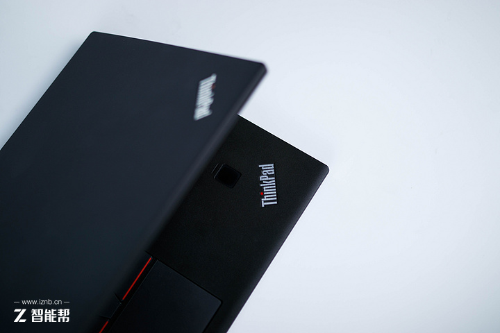 灰黑色商務接待小助手，ThinkPad A275 全方位賞析