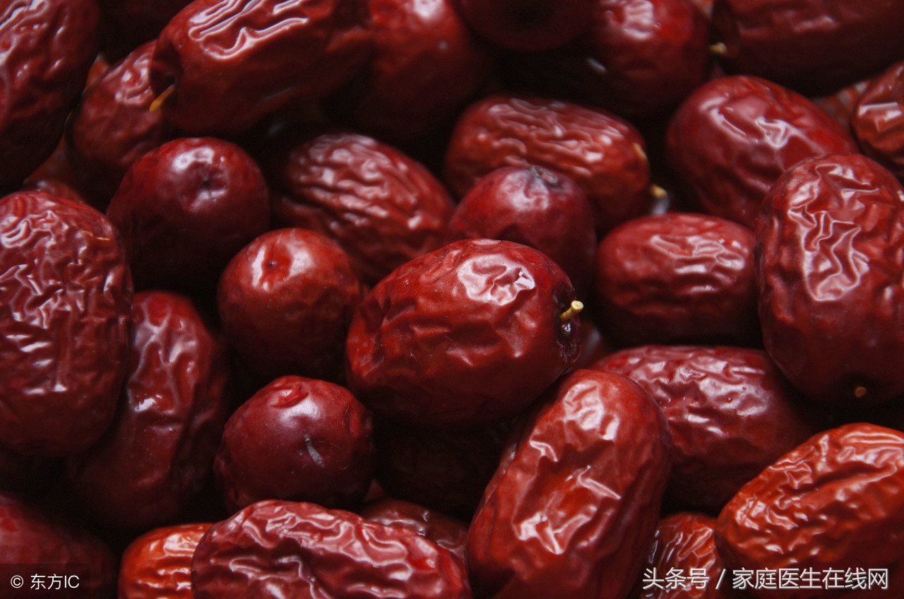 还在吃维生素C泡腾片？这3种水果维生素含量高，还便宜