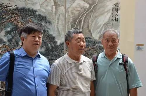 “乡长画家”杨永安松柏山水作品展在北京大学百周年纪念讲堂开幕