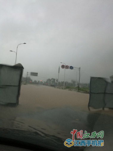 南昌九江等地遭遇强降雨 国家防总已派出工作组到赣指导防汛