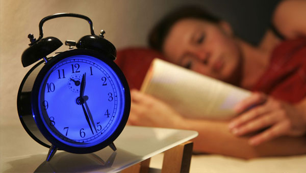 长夜漫漫无心睡眠，10个妙招对抗失眠，让你快速入睡一夜好眠！