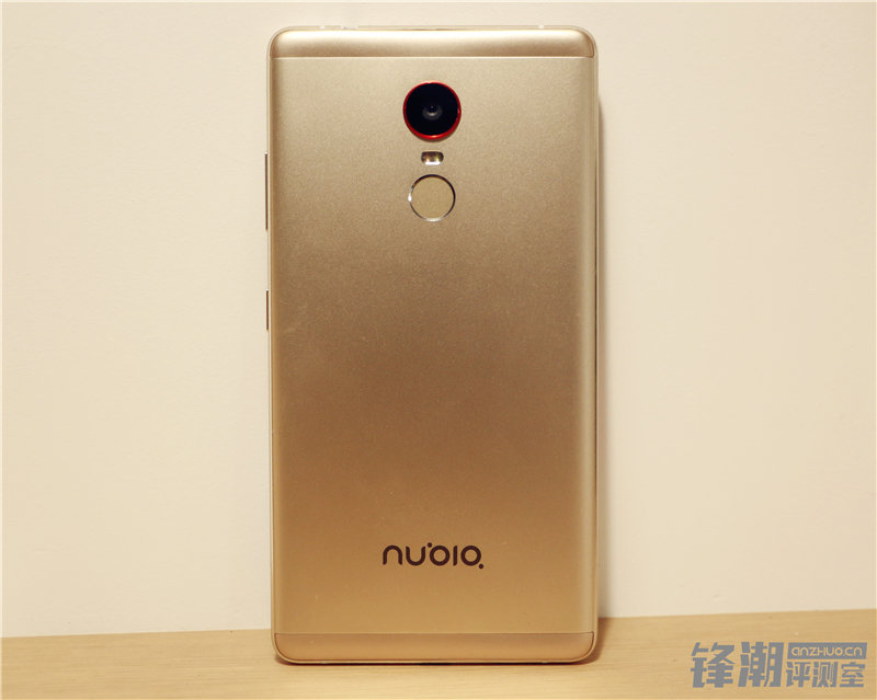 6英寸大屏单反：nubia Z11 Max上手评测