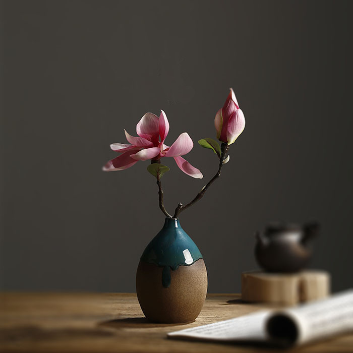 [饰品]陶瓷小花瓶，为家居增添色彩