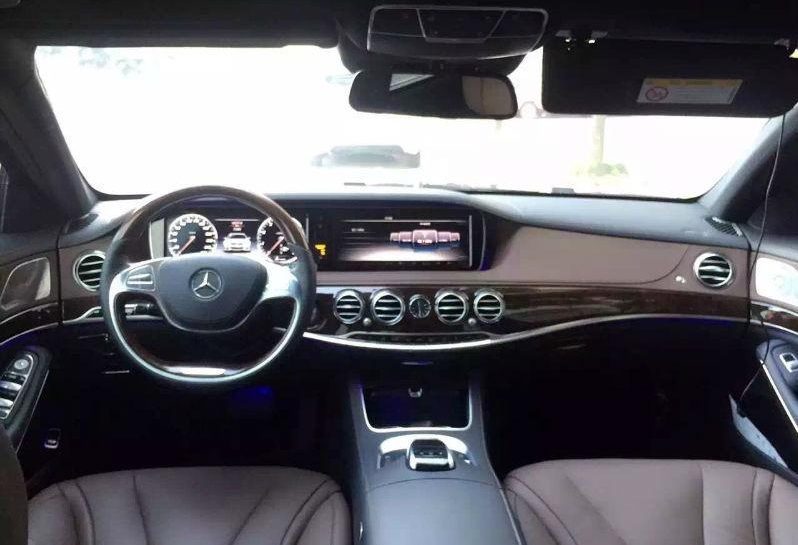 都说奥迪宝马都比不上奔驰：看到迈巴赫S600才懂