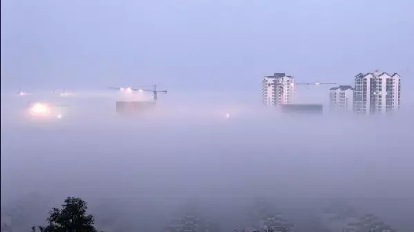 重庆那些美哭的雾，都是霾惹得祸