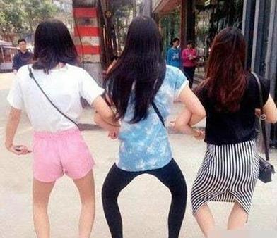 这三个妹子的腿，哪一双你可以玩得最久？