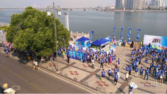 洋河悦跑襄阳站开跑，五公里折返跑冠军十几分钟跑完全程！