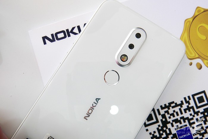 双摄像头加异型全面屏手机 NokiaX6宣布公布