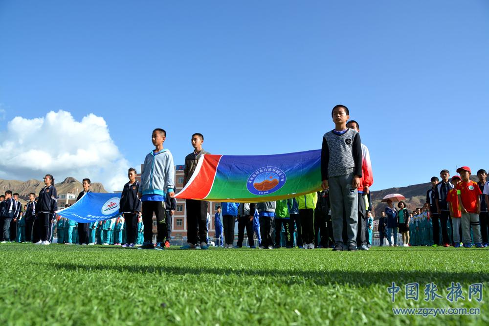 肃南县举办首届青少年校园足球联赛