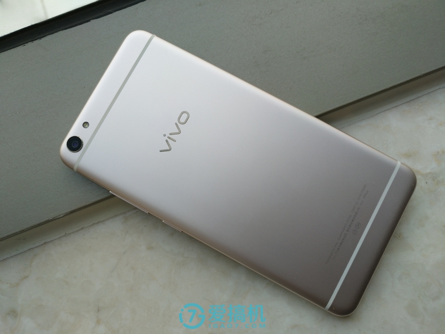 更大更强 vivo X7Plus图赏