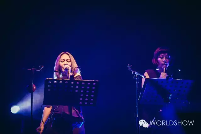 Livehouse show of Huang Xiaohu, how many person has listened to her once bar show? 