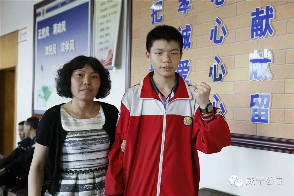 六一特刊警爸、警妈、警娃