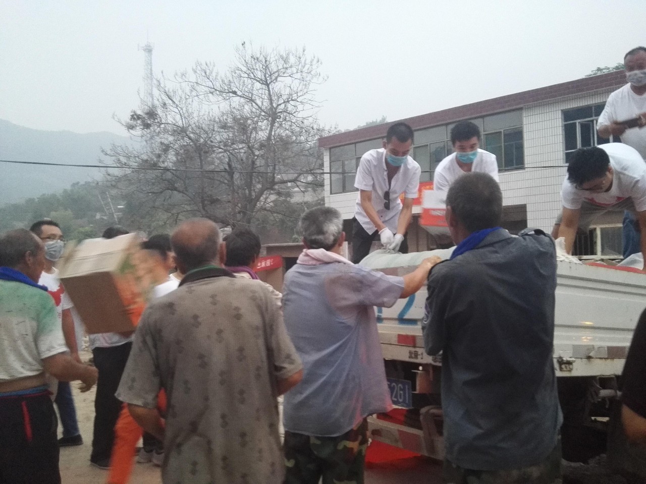 救灾河北农村断交公路全部抢通，10月底恢复到灾前通行能力！