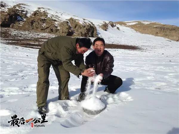 冬季草原上新疆牧民de神秘生活