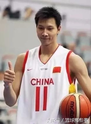 cba为什么那么瘦(为什么CBA球员身体对抗差？需要到NBA才能增加力量？)