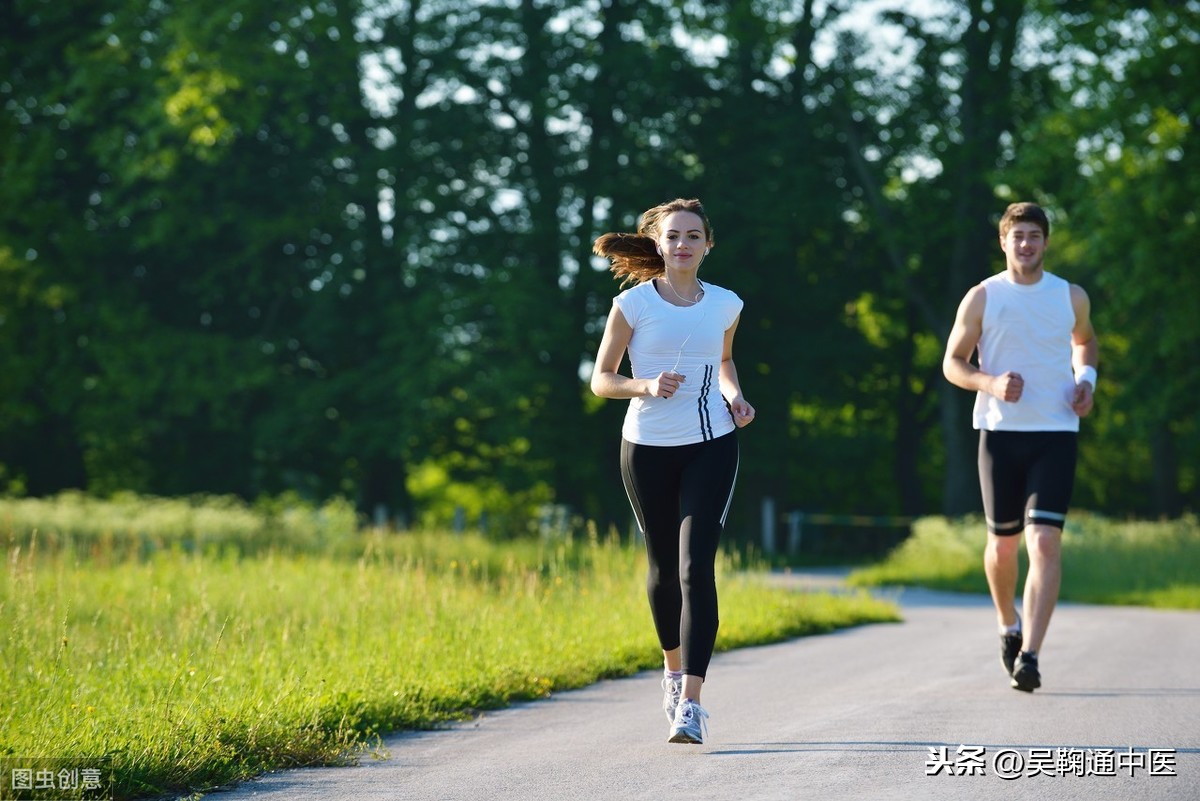 经常跑步，是延缓衰老还是加速衰老？医生：这4点别“越线”