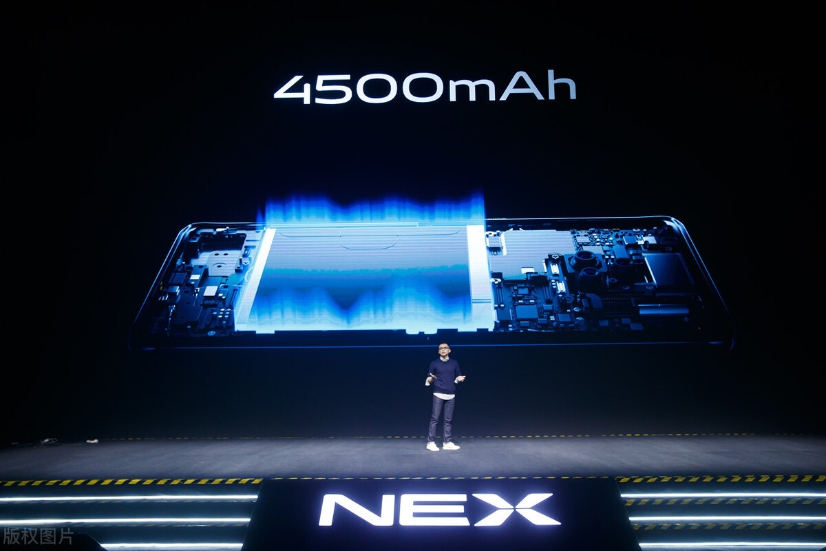 vivo NEX 3S测评：独一无二的长相与设计方案