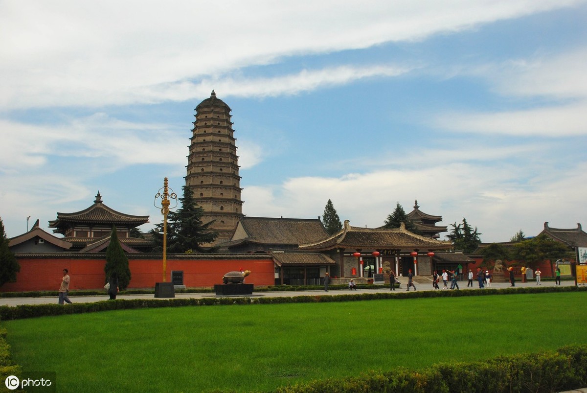 “真身宝塔”：法门寺（Famen Temple）