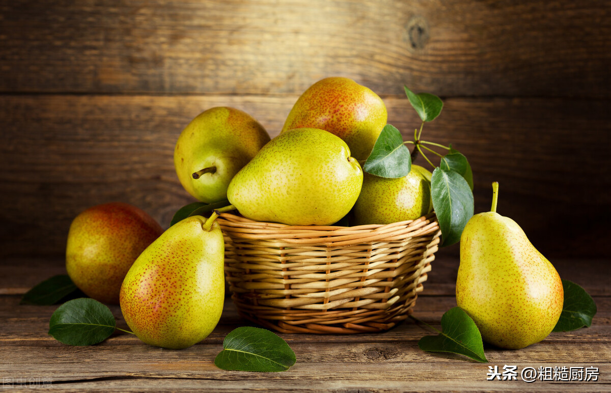 秋天，这6种水果正新鲜，酸甜开胃汁水足，平价易得营养高