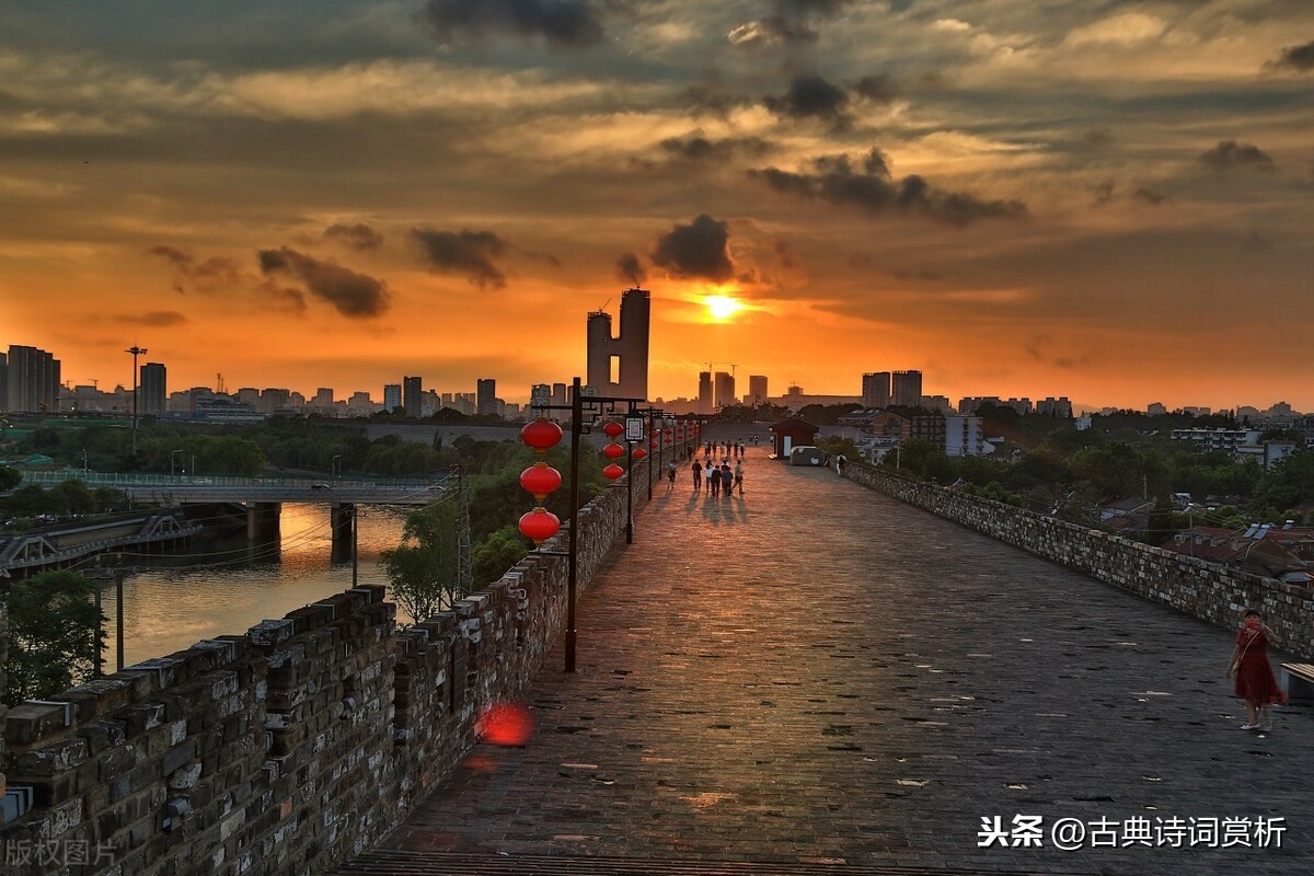 Li Shangyin's classic sunset poem, with just 20 words, is fascinatingly beautiful