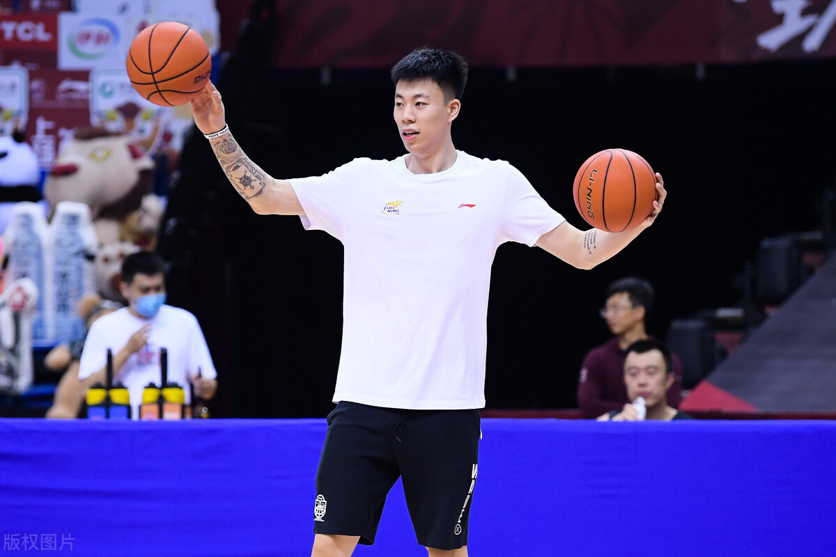 中国男篮的未来之星——张镇麟