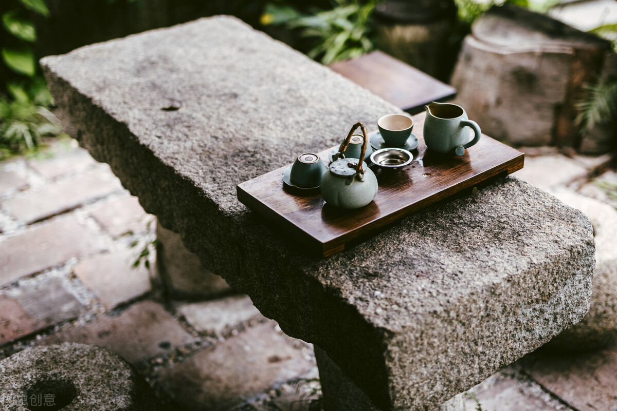 花下抚琴，竹边饮茶，人生自在