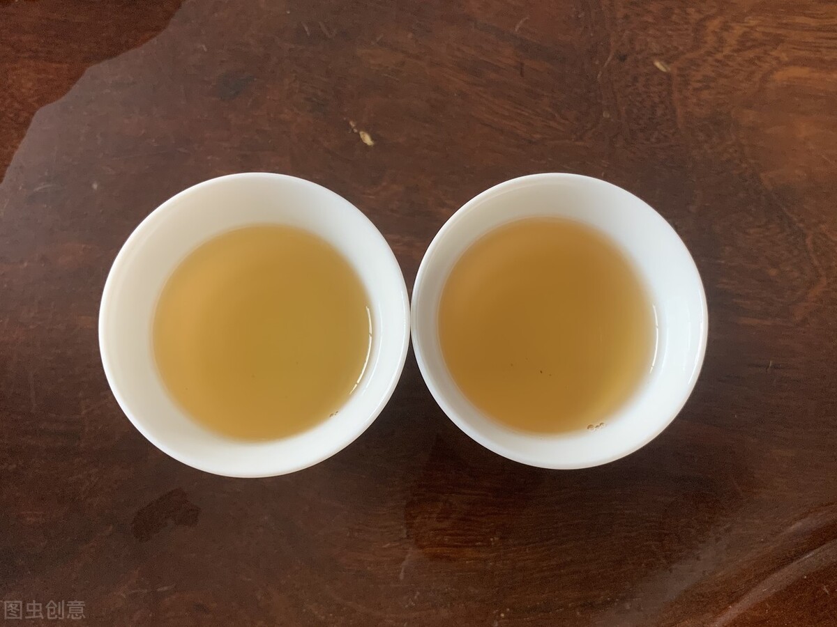 一枝独秀的“漳平水仙”，又称“纸包茶”，造型独特、滋味醇爽