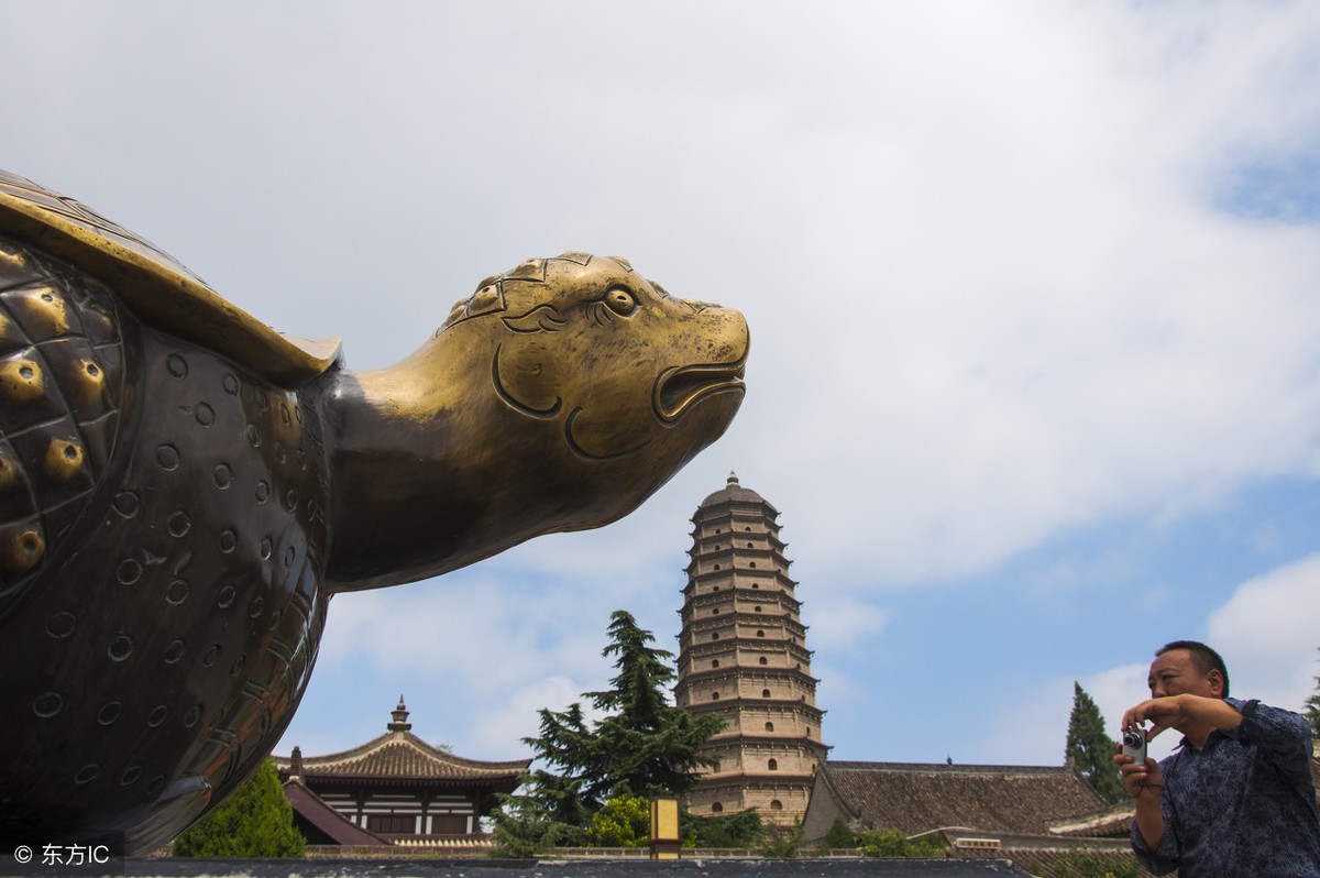 朝拜祈福圣地：陕西宝鸡法门寺