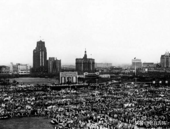 1956年新中国社会主义改造，轰轰烈烈的公私合营