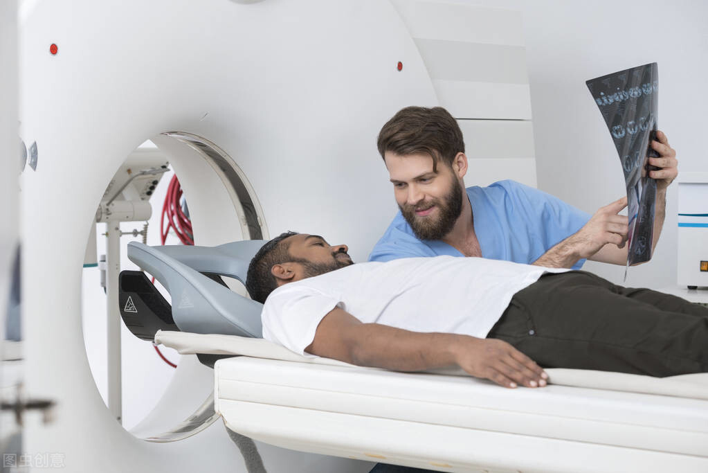 肺癌=死刑？医生说：一年一次低剂量肺部CT，做到早发现早治疗