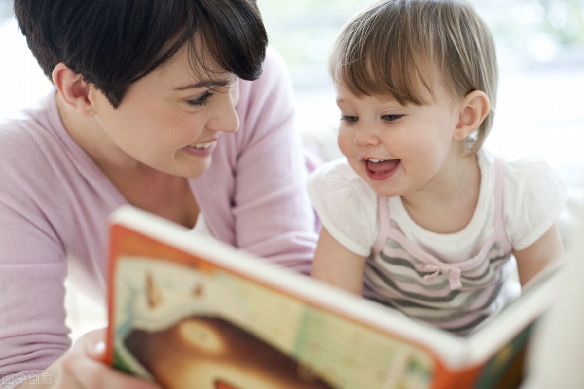 各位家长你陪伴自家孩子阅读绘本吗？绘本阅读孩子探索世界的开始