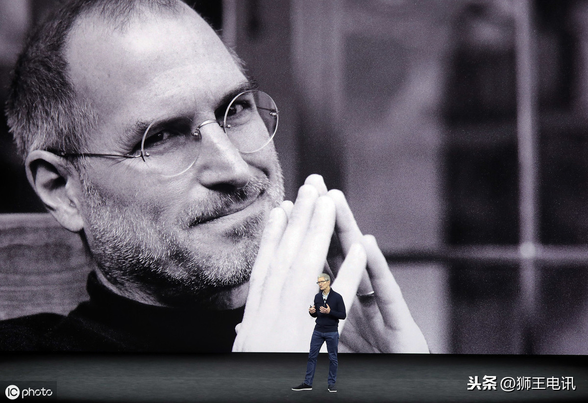 iPhone 4s——心理扭曲完美主义史蒂夫乔布斯交给全球的礼品！