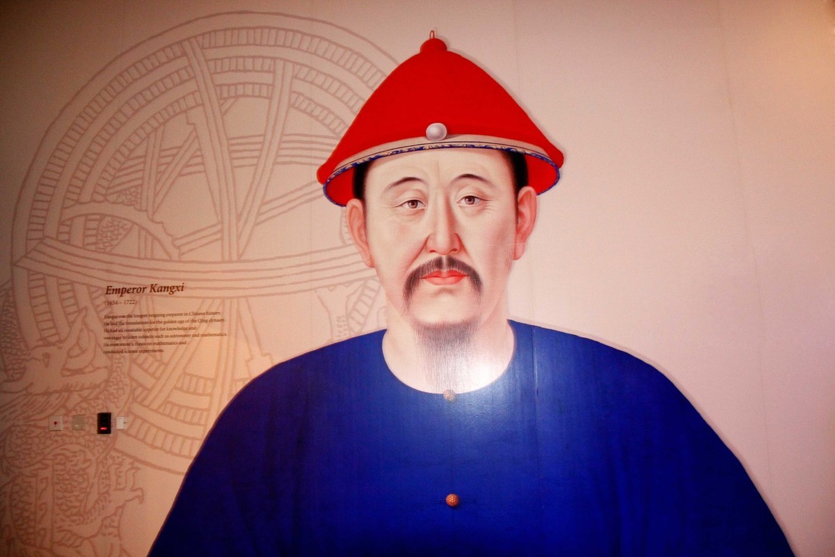 康熙皇帝雖然被后人稱為明君，然而到了晚年，也犯了不小的錯誤