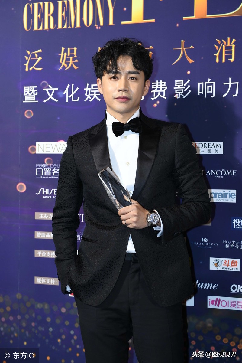 李姓明星(盘点中国10位姓李的80后男明星，有国民校草李易峰、中二的李佳航)