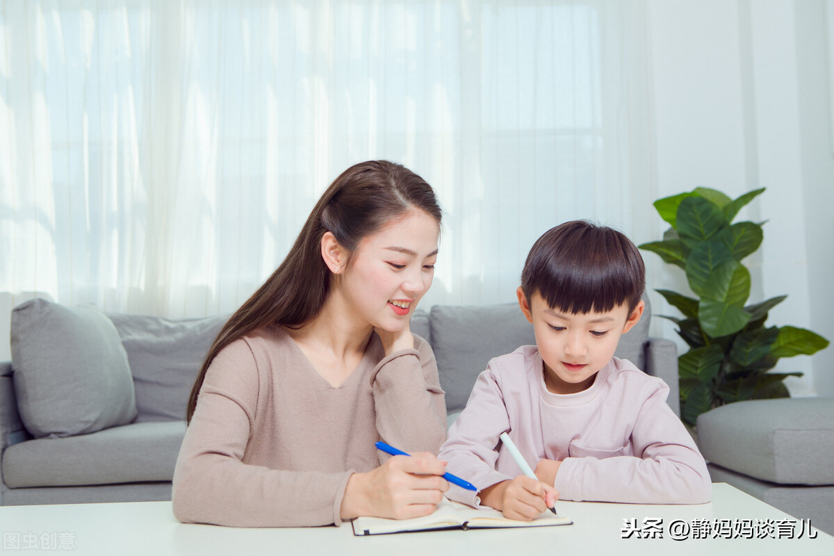 对于孩子暑假该不该学习下学期新课，观点不一，但是不要破坏原则