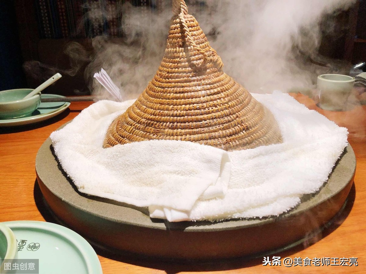 云南蒸汽石鍋魚加盟費多少？云南蒸汽石鍋魚怎么選址？