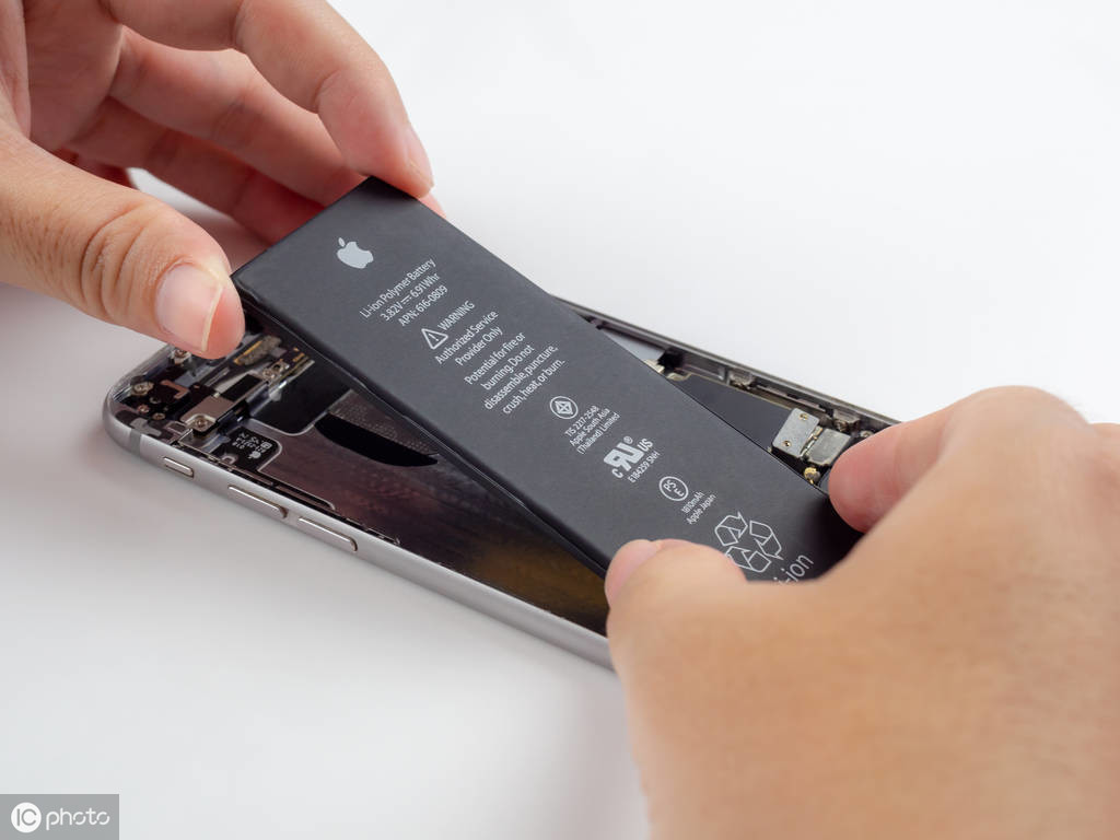 最新款iPhone新型电池提升，容积提升15%，处理续航力困扰