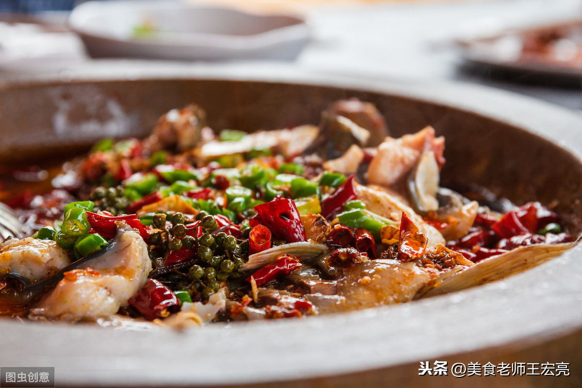 云南蒸汽石鍋魚加盟費多少？云南蒸汽石鍋魚怎么選址？