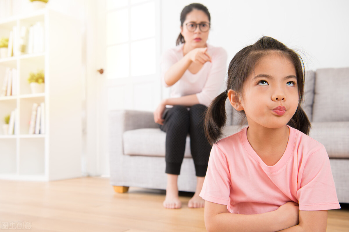 為什麼說孩子發脾氣時，父母的第一句話很重要？