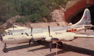 朝鲜战争时，苏联给中国扣帽子“你们敢质疑苏联飞机的优越性？”