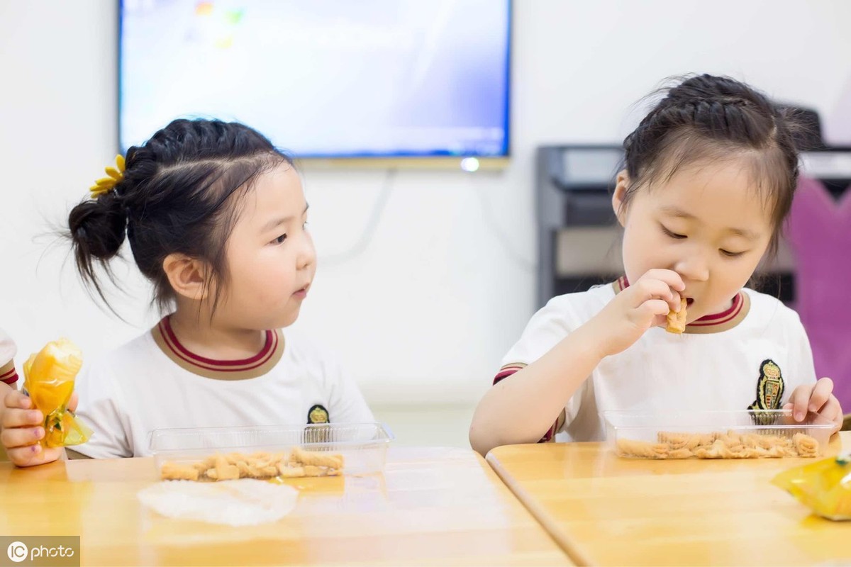 天冷了，孩子起床越来越困难了？面对孩子赖床，你需要学会这三招