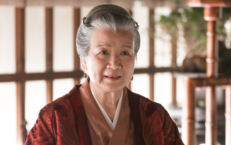 “祖母專業(yè)戶”曹翠芬，張藝謀直言不像演員，大器晚成用實力說話