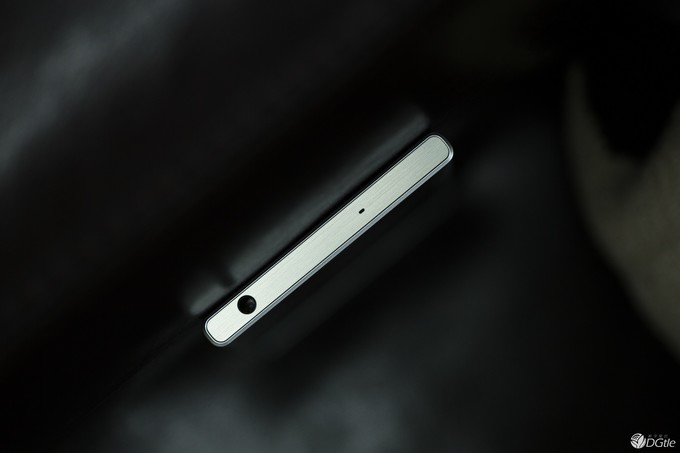尾巴开箱 | 索式高冷美学，索尼 Xperia XZ