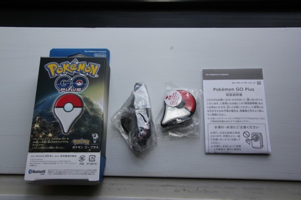 Pokemon Go智能手表拆箱检测，价钱35美元淘宝炒至1000元