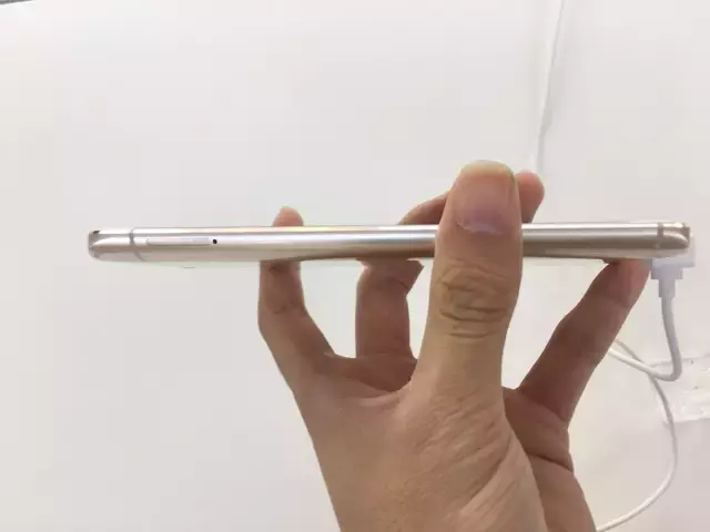 小米手機5S確實非常值得選購嗎？先討論一下兔兔產(chǎn)生的當(dāng)場入門暢玩吧