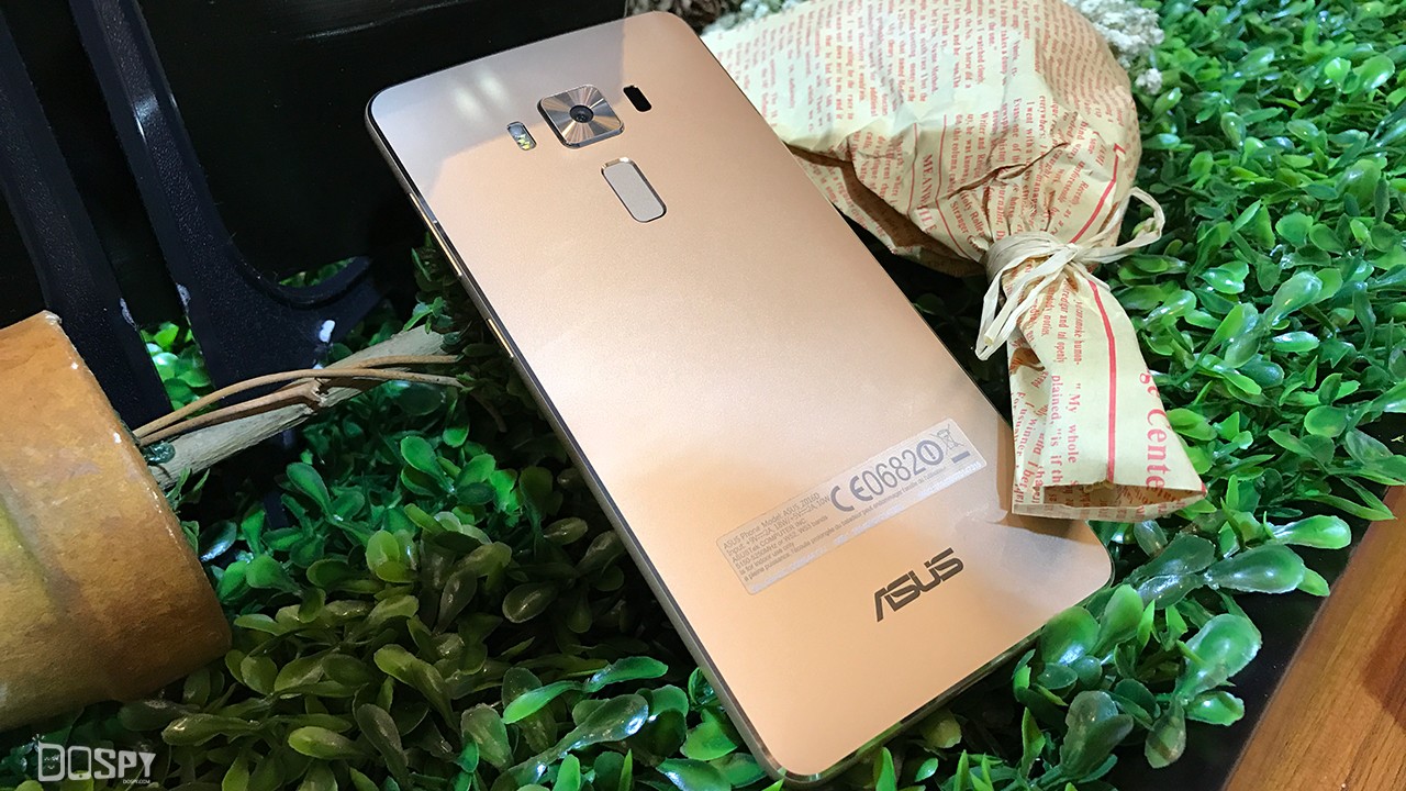 全世界第一款骁龙821手机上 asusZenfone 3 尊爵当场测评